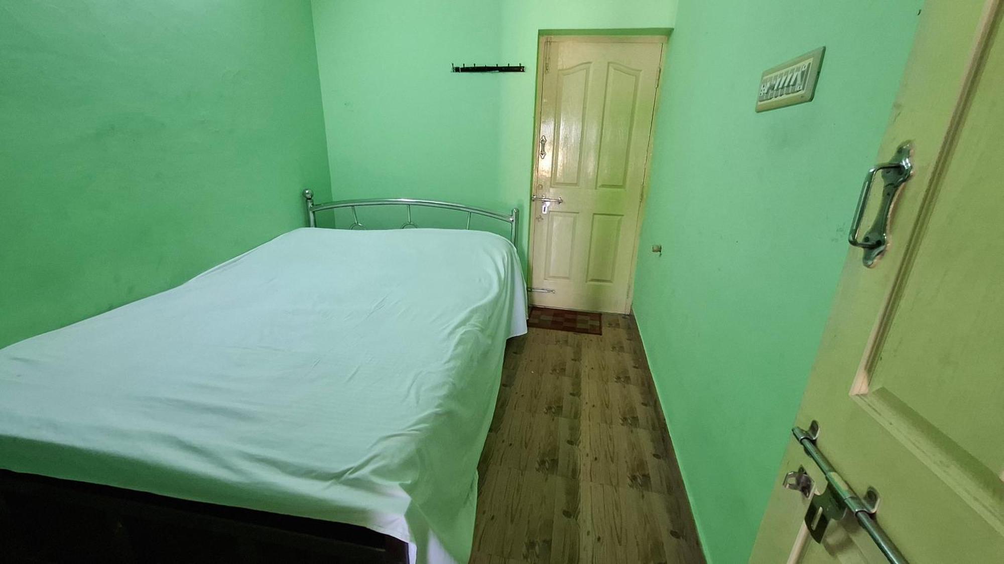 Ashwin Home Stay Тируваннамалай Экстерьер фото